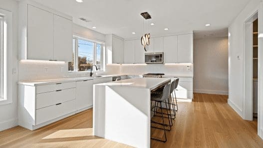 white contemporary kitchen