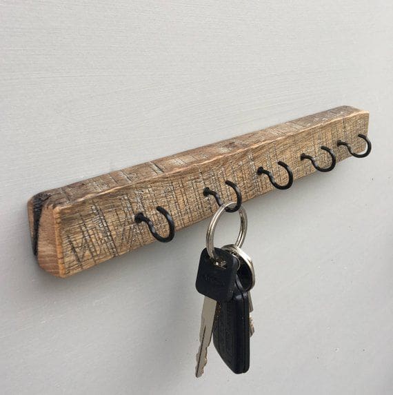 Dollar Tree Farmhouse DIY Ideas key holder