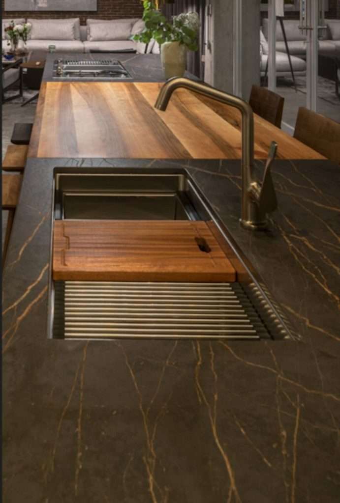mixed materials kitchen counter idea