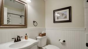 Bead Board Walls Bathroom