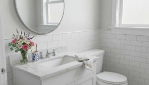 Renter Friendly Bathroom Decor
