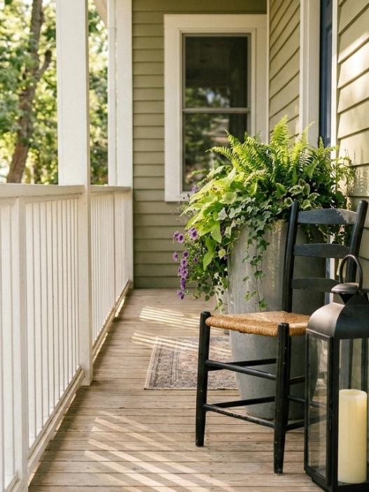 narrow front porch decor ideas