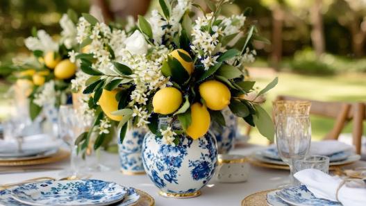 summer garden table setting