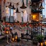 halloween apartment balcony decor