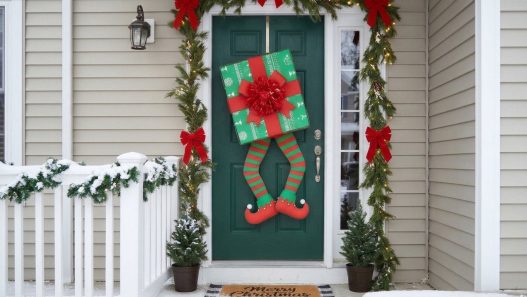 DIY Christmas Door Decorations
