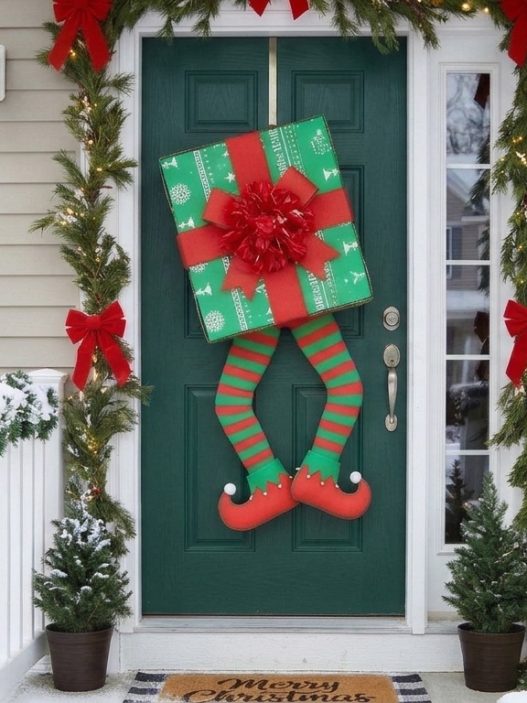 DIY Christmas Door Decorations